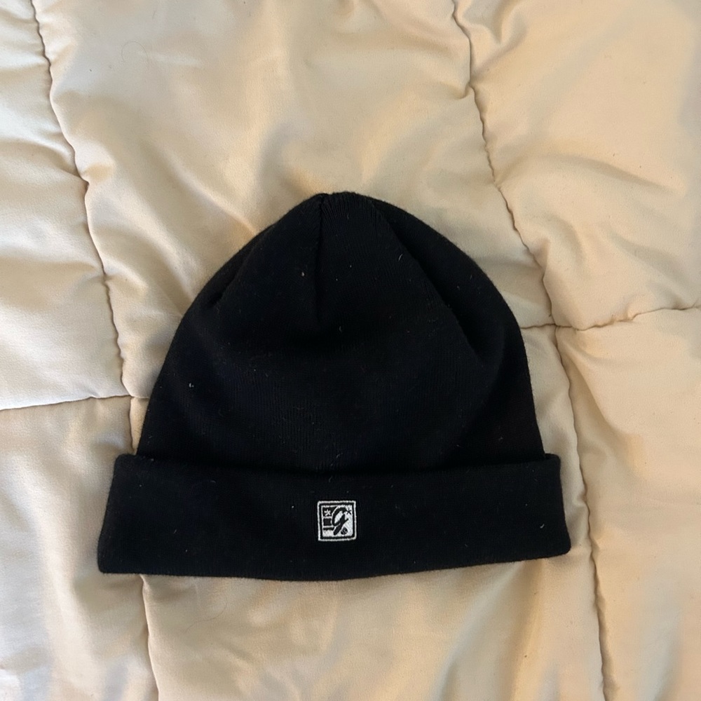 UCLA Beanie - Picture 2 of 2